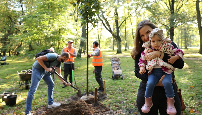 Uczestnicy pikniku WROśnij we WROcław