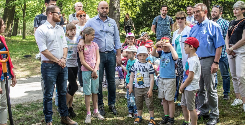 Zielony Rekord Polski pobity. Wrocławianie posadzili kilka tysięcy roślin