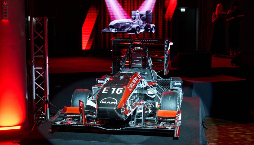 Premiera nowego bolidu PWR Racing Team na Tarczyński Arena we Wrocławiu