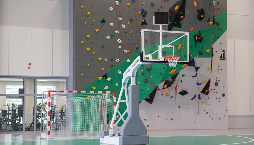 Otwarcie nowego kompleksu sportowego Akademii Wojsk Lądowych we Wrocławiu