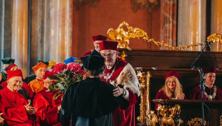 Olga Tokarczuk doktorką honoris causa Uniwersytetu Wrocławskiego