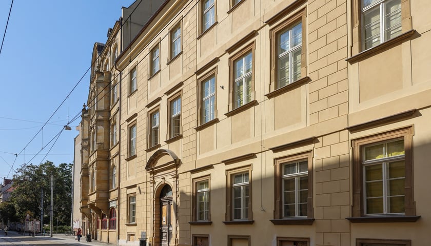 Budynek Instytutu Historycznego UWr po remoncie elewacji, 9 września 2025