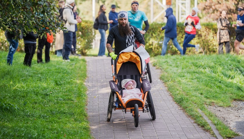 9. Bieg Uniwersytetu Medycznego we Wrocławiu - 4.10.2025 r. Uczestnicy biegu