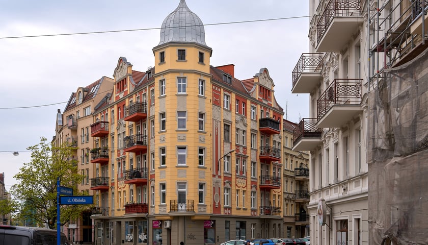 Kamienica przy Jedności Narodowej 86 we Wrocławiu po przemianie