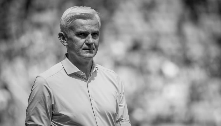 Trener Jacek Magiera.