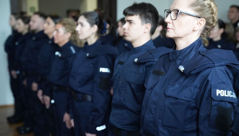 Ślubowanie nowych policjantów we Wrocławiu