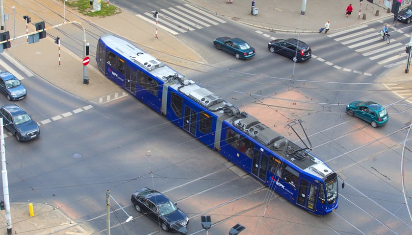 Otwarto oferty w przetargu na nowe tramwaje