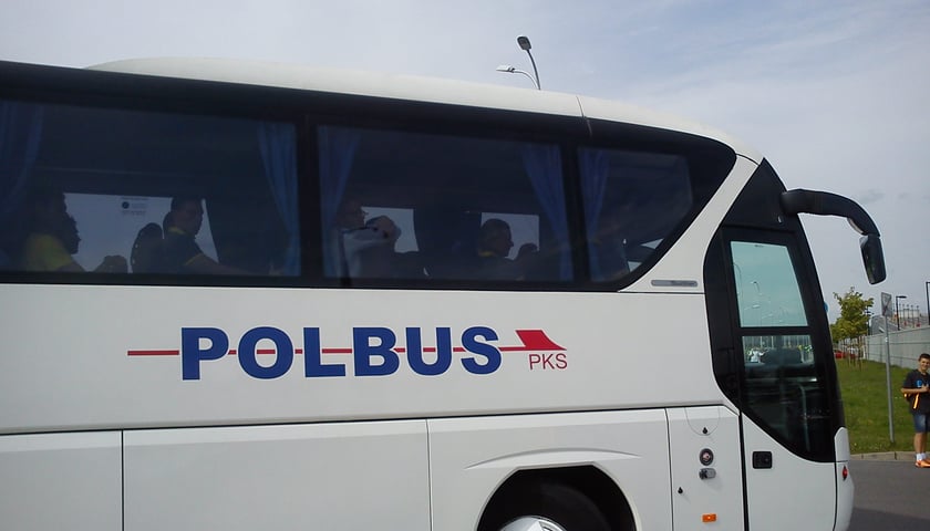 POLBUS uruchomił dwie wakacyjne linie nad morze