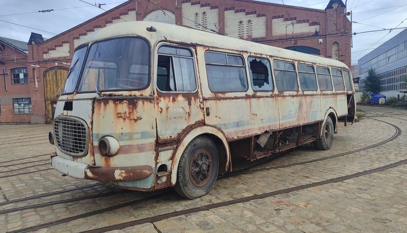 Jelcz 043 przed remontem