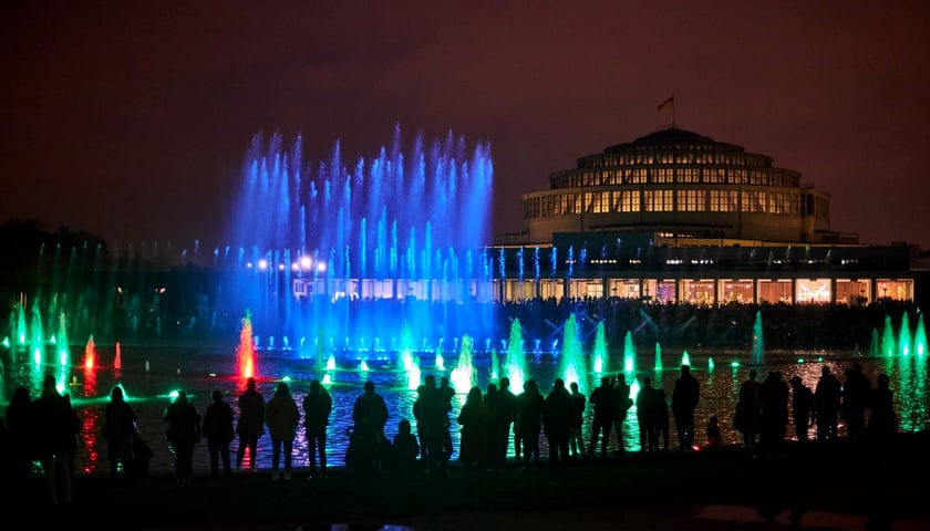 Pokaz specjalny Fontanny Multimedialnej