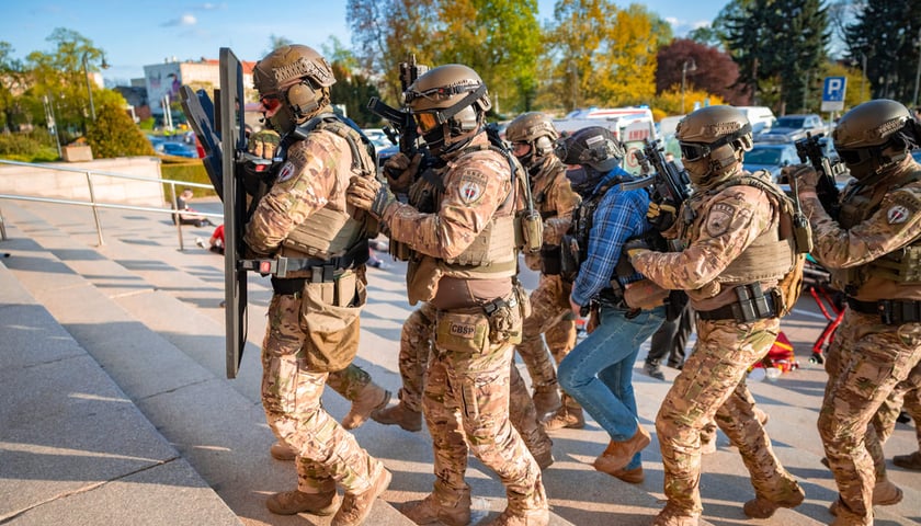 Ćwiczenia służb i wojska OLEK 2026 we Wrocławiu, 22.04.2026.
&nbsp;