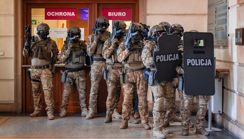 Ćwiczenia służb i wojska OLEK 2026 we Wrocławiu, 22.04.2026.
&nbsp;