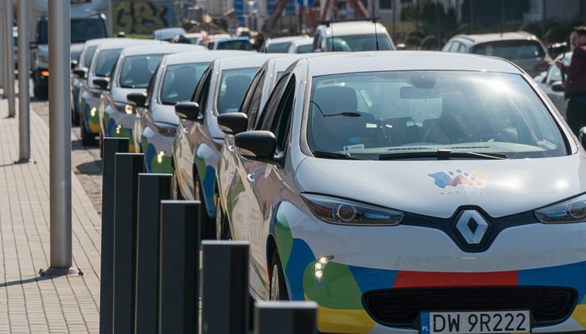 Wrocław pokochał elektryczne Renault od Vozilli