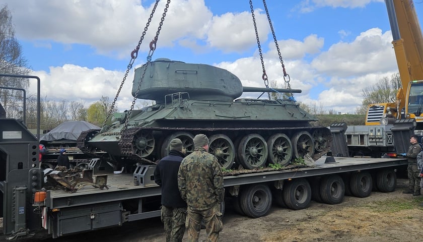 Społeczne Muzeum Militarne we Wrocławiu startuje z nowym sezonem 2026. Na zdjęciach ekspozycje Muzeum