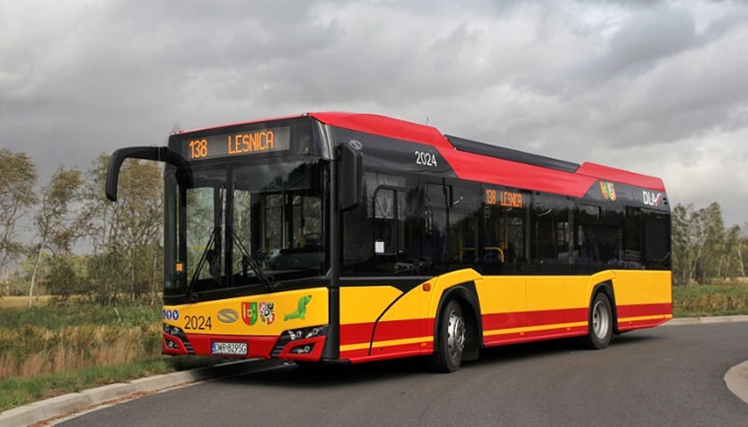 Nowe autobusy już na liniach z Wrocławia do Miękini