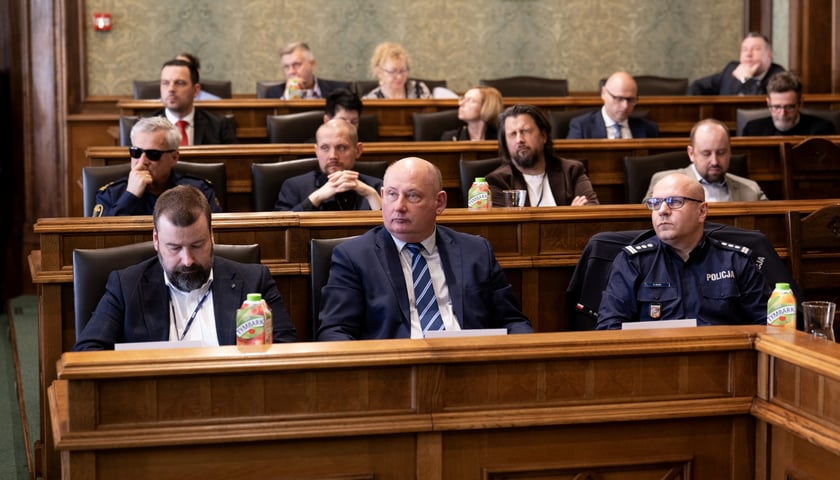 <p>Sesja Rady Miejskiej Wrocławia 23 kwietnia</p>