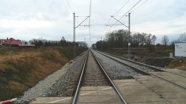 Nowy przystanek kolejowy pod Wrocławiem prawie gotowy [ROZKŁAD JAZDY]