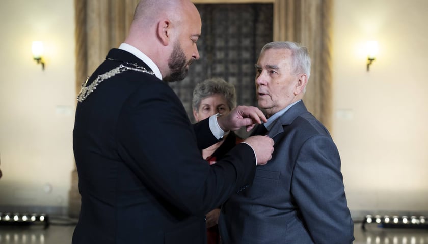 Wręczenie odznaczeń za długoletni staż małżeński. Medale za Długoletnie Pożycie Małżeńskie - 21 kwietnia 2026