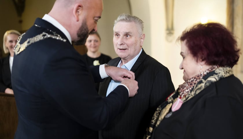 Wręczenie odznaczeń za długoletni staż małżeński. Medale za Długoletnie Pożycie Małżeńskie - 21 kwietnia 2026