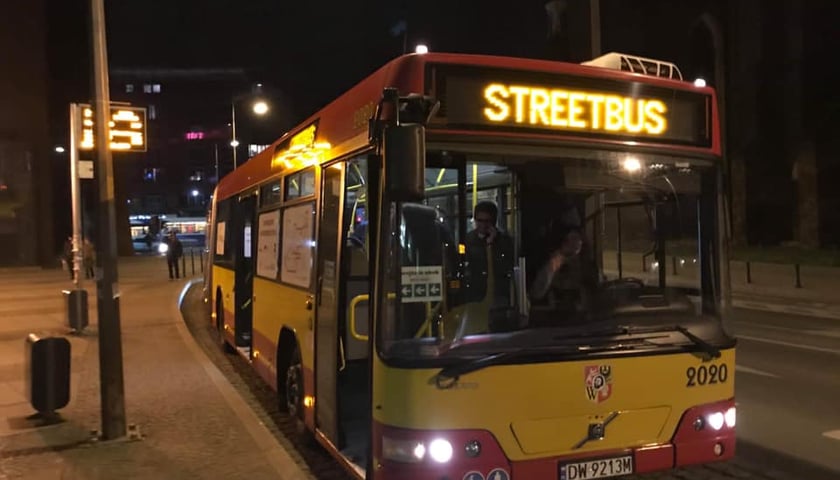 Sukces wrocławskiego Streetbusa - pierwsze podsumowania akcji