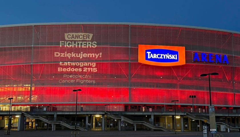 Podświetlony Most Uniwersytecki