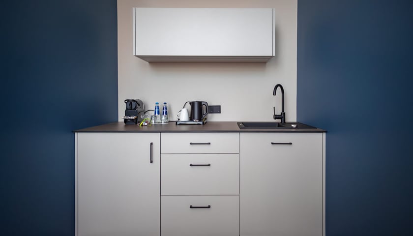 Wnętrza hotelu B&amp;B Hotels Polska w budynku Banku Zachodniego WBK, a wcześniej dawnej Miejskiej Kasy Oszczędności (Rynek, Wrocław)