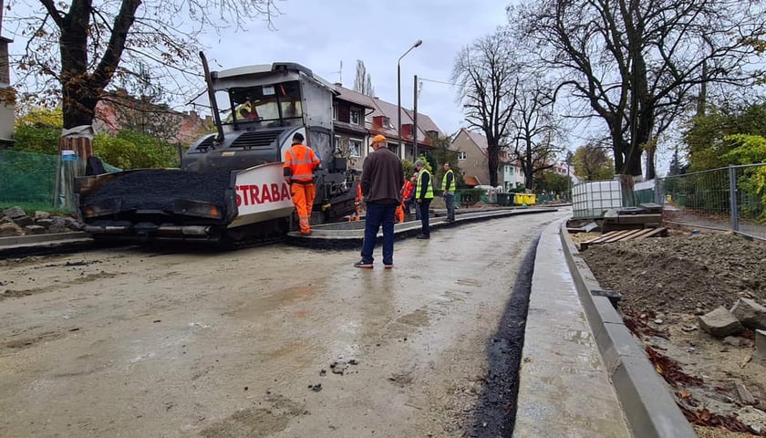 Trwa remont na ul. Berenta. Wkrótce pojadą tu samochody