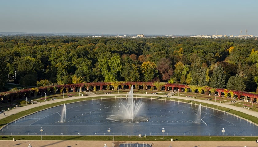 <p>Odwiedzający zobaczą fontannę z Tarasu widokowego</p>