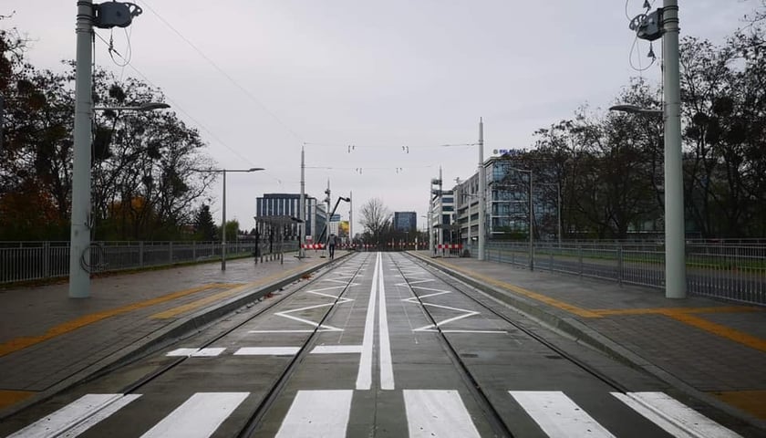 Ponad 1 km torowiska na Nowy Dwór gotowe. Za rok pojedzie tam tramwaj