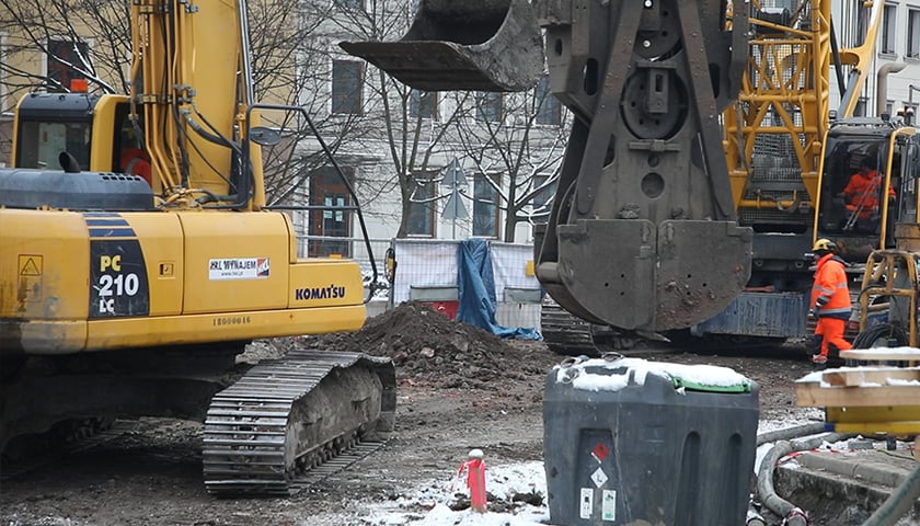 Rura ciepłownicza zniknie z mostów Pomorskich