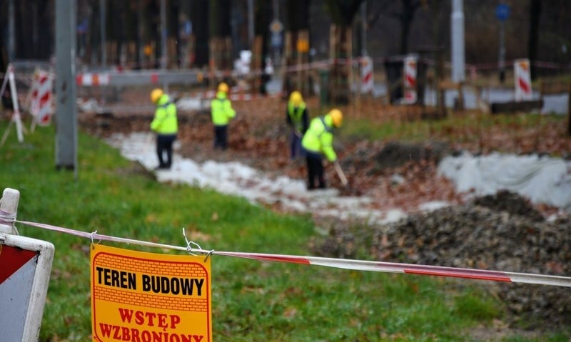 Remont torowiska na Biskupinie opóźnia się. Powodem mróz