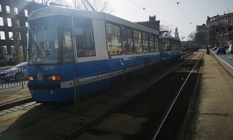 Przebudowa skrzyżowania Dubois i Drobnera. Powstanie węzeł przesiadkowy