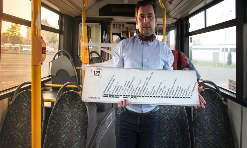 Koniec drewnianych tablic w MPK. „Koralików” już nie będzie.