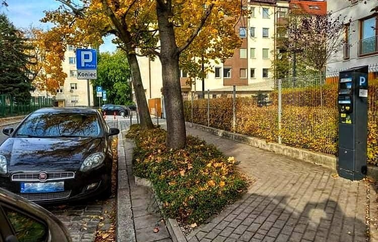 Nowe płatne miejsca postojowe we Wrocławiu. Sprawdź, gdzie