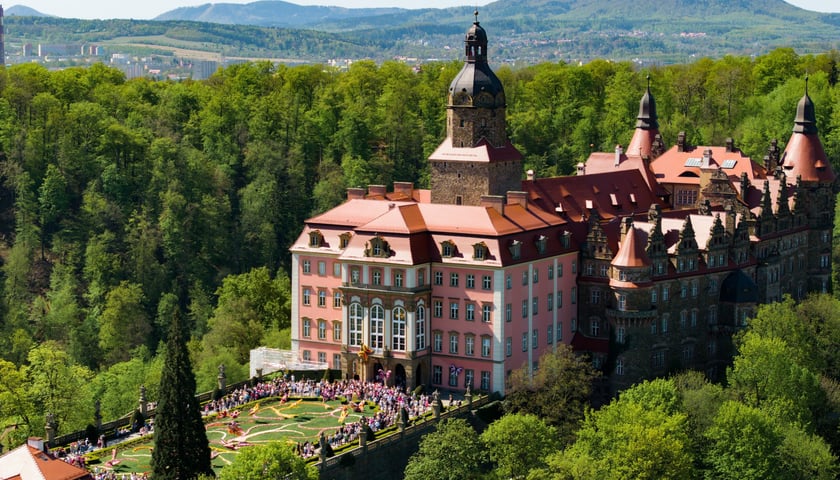 Tauron Festiwal Kwiat&oacute;w i Sztuki na Zamku Książ (30.04-3.05.2026)&nbsp;