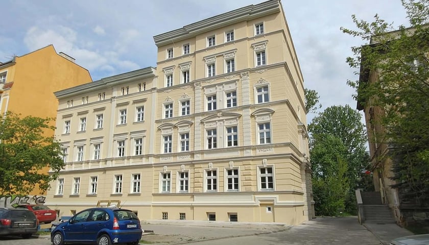 kamienica przy ul. Św. Jerzego 21-23 na Hubach