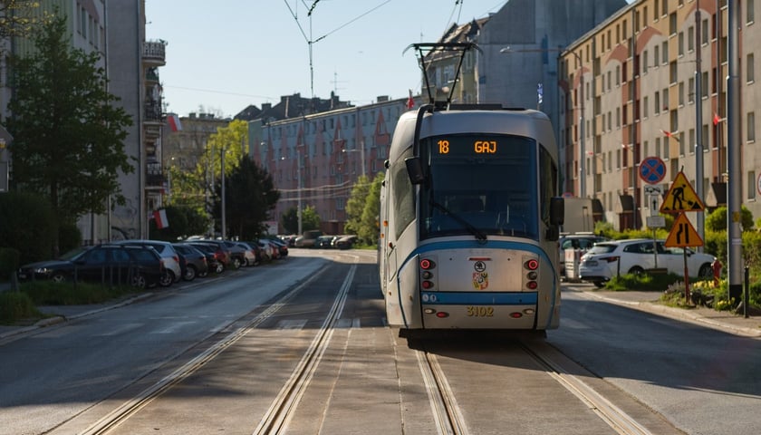 Tramwaje wróciły na Glinianą. Zdjęcia z 1 maja