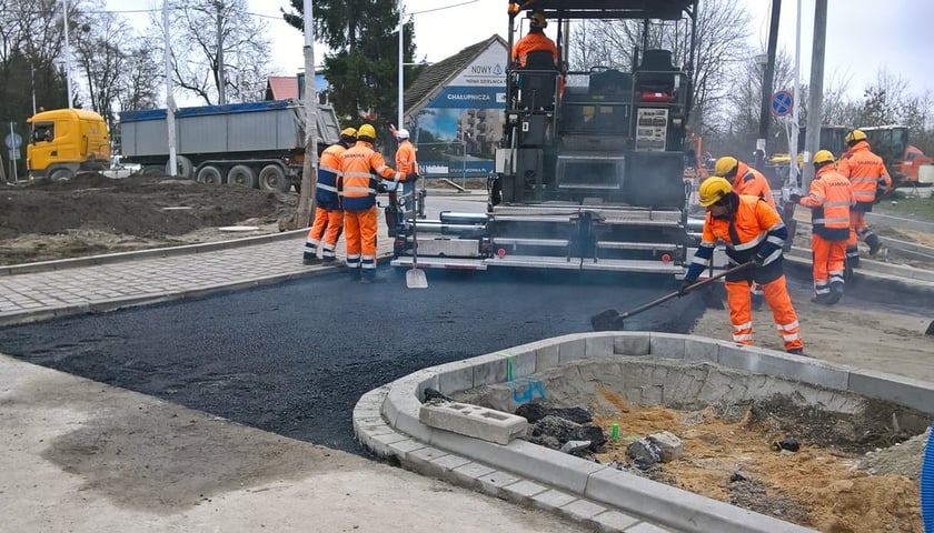 15 kwietnia: wraca ruch na Swojczyckiej i Miłoszyckiej