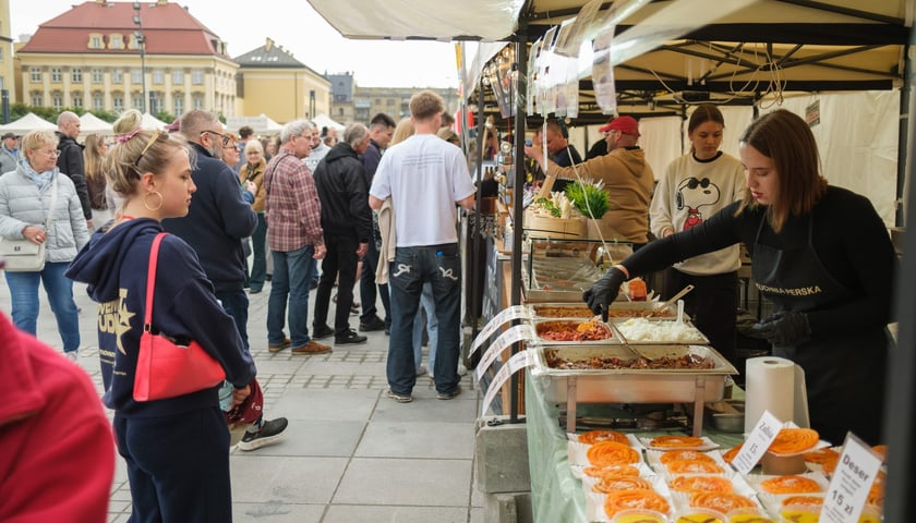 Festiwal Smaczny Targ na Placu Wolności. Zdjęcie z soboty 9 maja