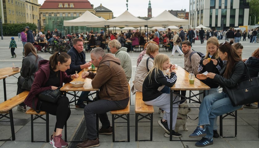 Festiwal Smaczny Targ na Placu Wolności. Zdjęcie z soboty 9 maja