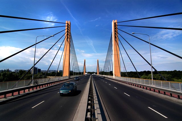 Most Milenijny we Wrocławiu