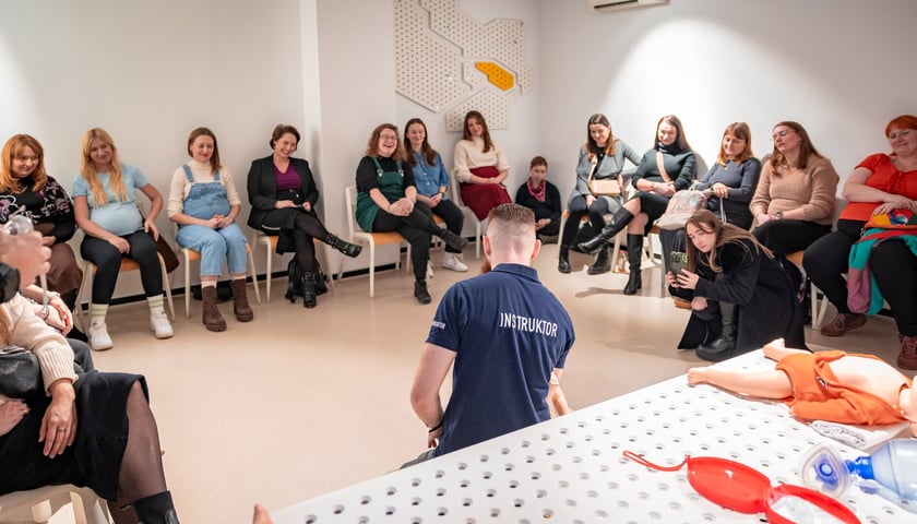 Uczestniczki spotkania Bezpieczna Mama w Barbarze. Zdjęcie archiwalne z 2025 roku.