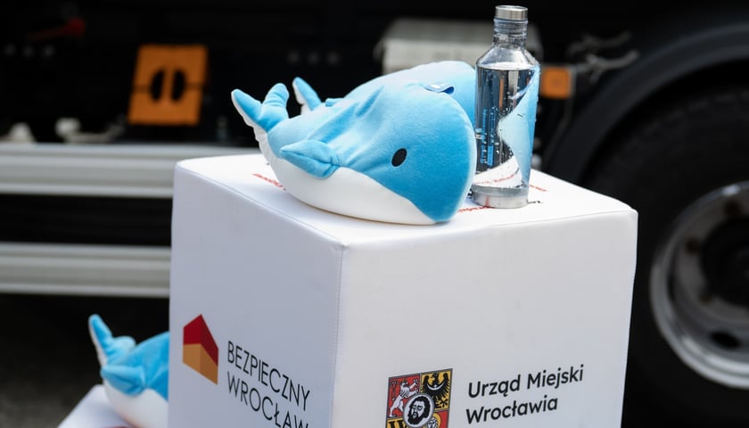 Konferencja prasowa na temat nawiązania współpracy przez MPWiK z Komendą Miejską Straży Pożarnej we Wrocławiu, 14 maja 2026