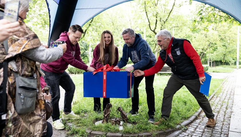 Nowe krasnale na skwerze przy ul. Wincentego