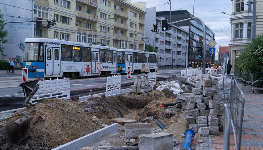 Pierwszy dzień remontu nawierzchni ulicy ks. Piotra Skargi. Wrocław, 18.05.2026