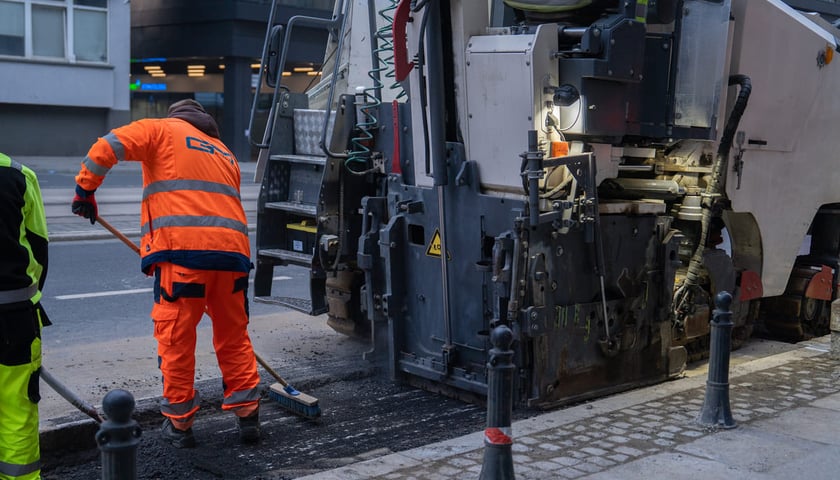 Pierwszy dzień remontu nawierzchni ulicy ks. Piotra Skargi. Wrocław, 18.05.2026