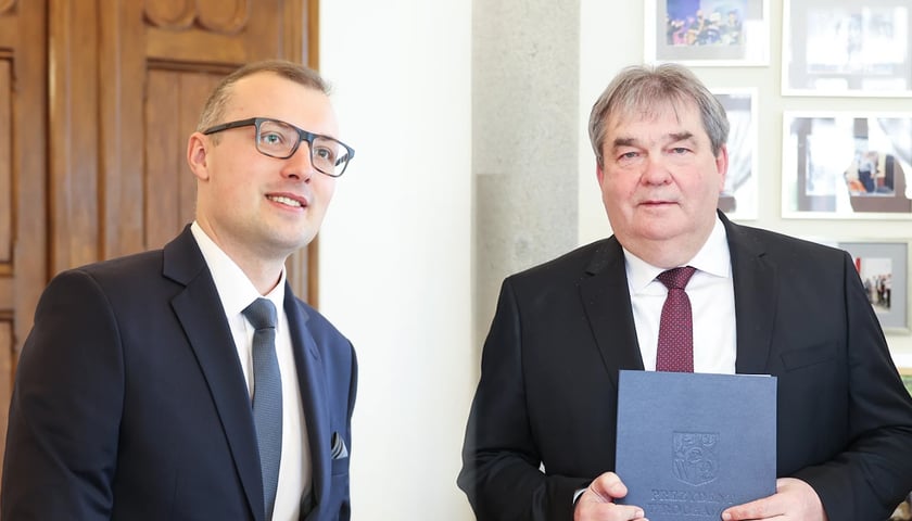 Od lewej: Mateusz Żak i Grzegorz Roman, nowi wiceprezydenci Wrocławia
