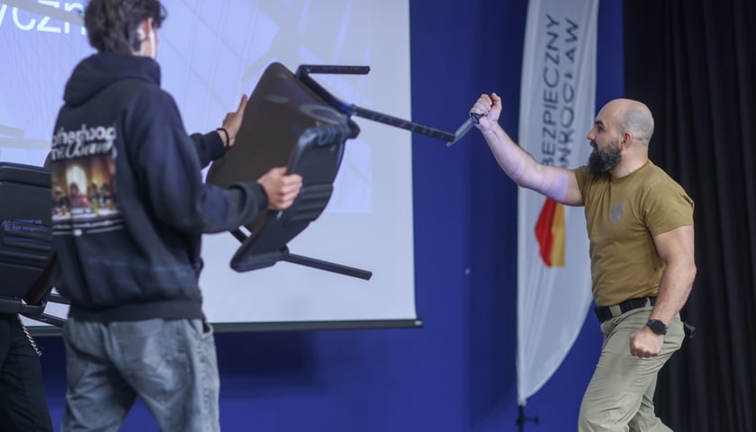 Szkolenie w ramach programu Bezpieczny Wrocław w ZS nr 1 we Wrocławiu