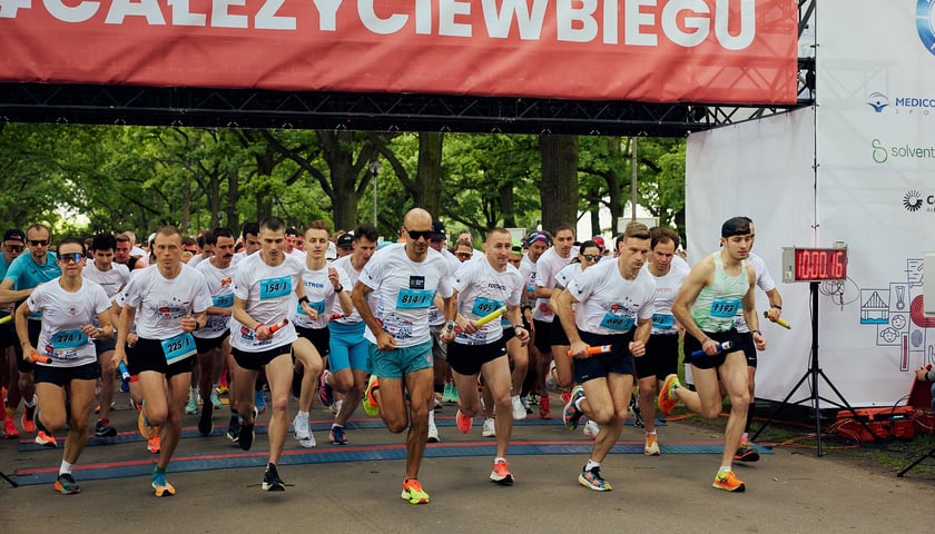 Uczestnicy Biegu Firmowego