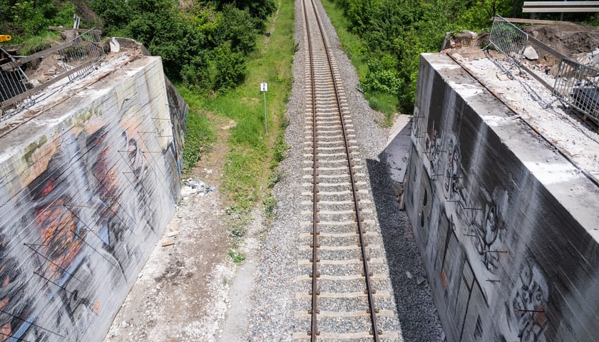 Remont pierwszego wiaduktu na ulicy Gazowej - tego od strony Międzyleskiej (zdjęcie z 22 maja)